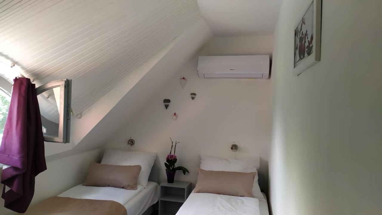 Arcadia Guesthouse Ábrahámhegy Eksteriør billede